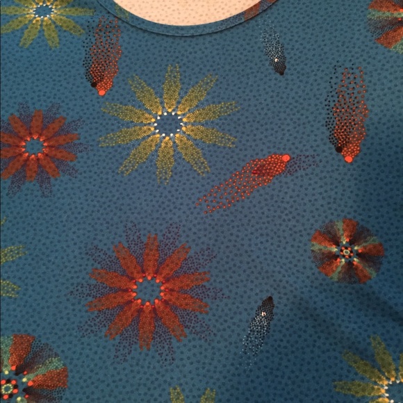 LuLaRoe Top - Picture 3 of 5